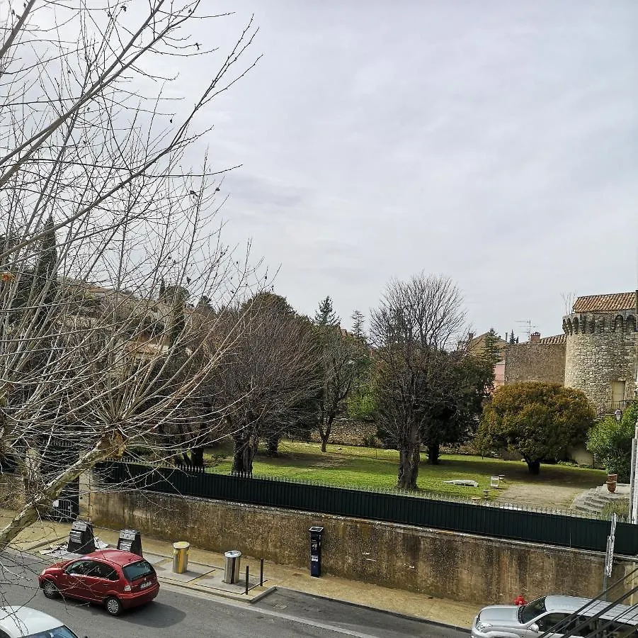 Petite Maison De Charme Au Coeur Du Centre Ville Apt 0*,  France