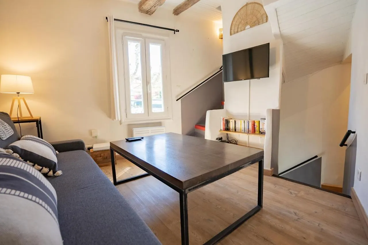 Petite Maison De Charme Au Coeur Du Centre Ville Apt France